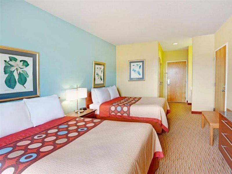 Super 8 By Wyndham Salisbury Hotel Eksteriør billede